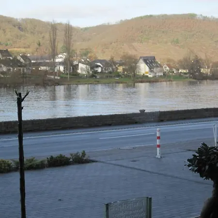 Apartment Ferienwohnung Moselschon Brodenbach